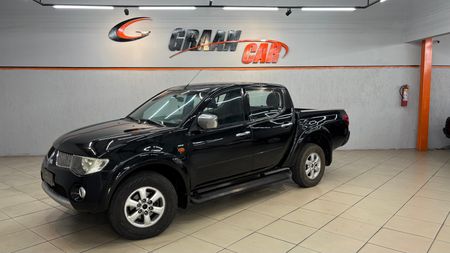 L200 Triton Sport L 200 Triton HPE 4x4 3.2 (aut) (cab. dupla)