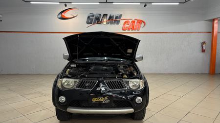 L200 Triton Sport L 200 Triton HPE 4x4 3.2 (aut) (cab. dupla)