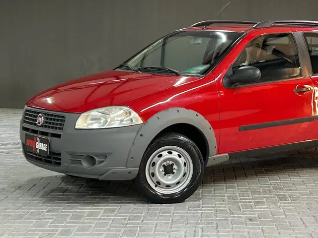 Carro Fiat Strada 2013 Working 1.4 (Flex)