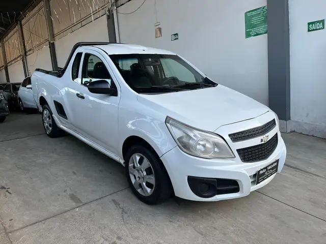 Carro Chevrolet Montana 2019 LS 1.4 (Flex)