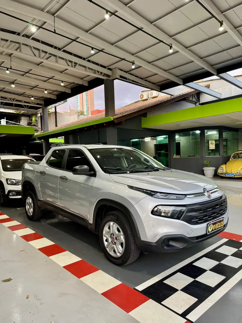 Fiat Toro Freedom 1.8 AT6 4x2 (Flex)