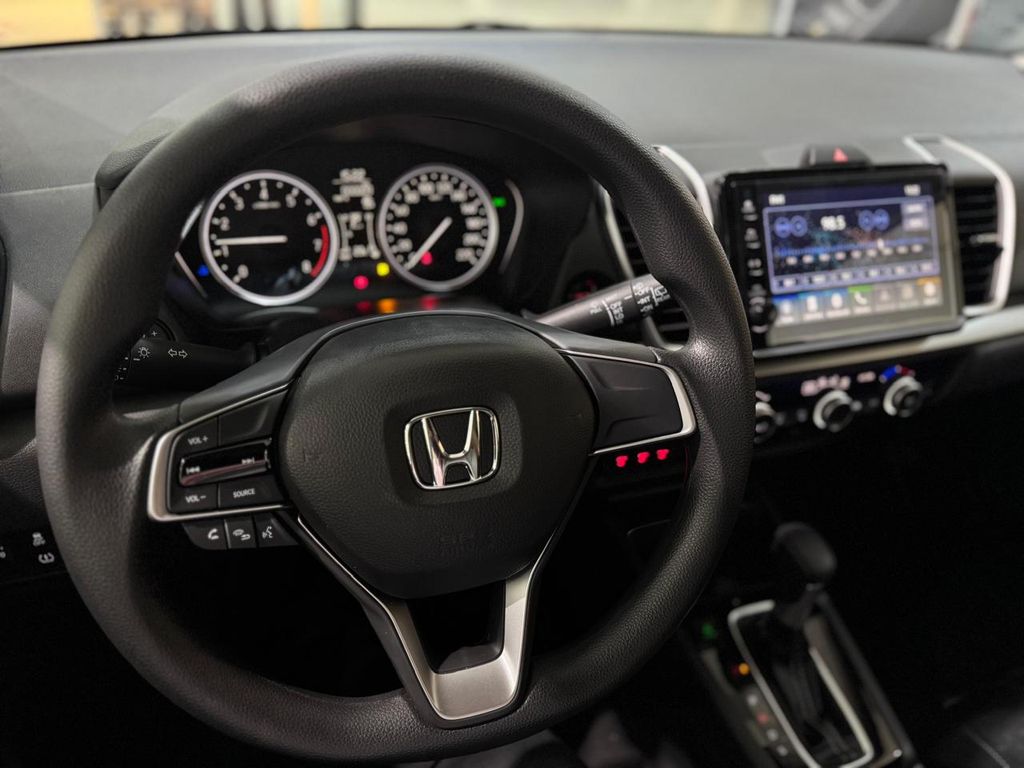 City Hatch LX 1.5 (Aut.)