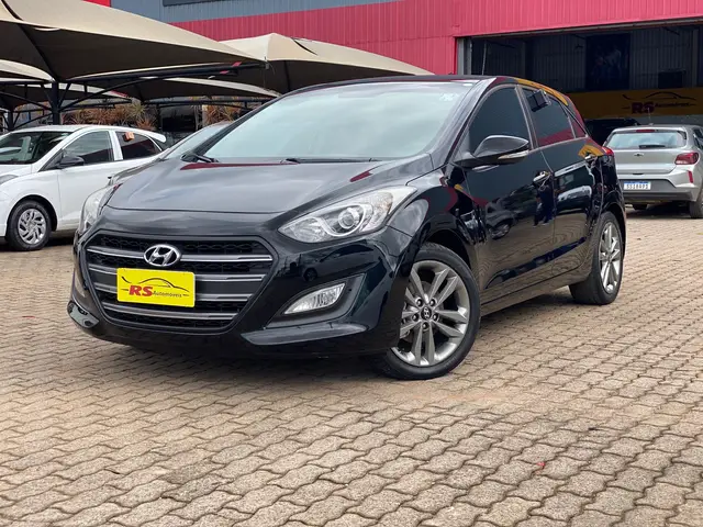 Carro Hyundai i30 2016 I30 1.8 16V MPI (Básico+Teto)