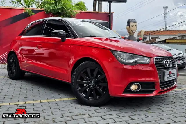 Carro Audi A1 2013 1.4 TFSI Sportback Attraction S Tronic
