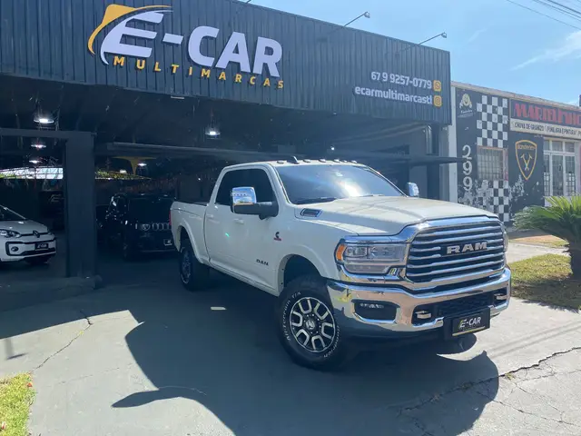 Carro RAM 3500 2024 Limited Longhorn 6.7 4x4