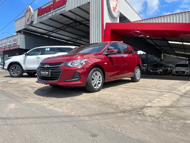 Carro Chevrolet Onix 2023 LT 1.0