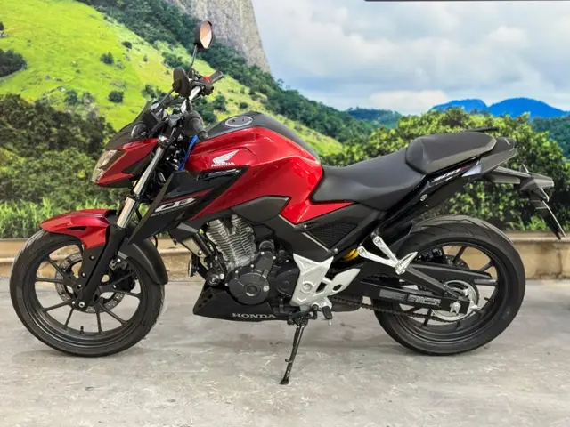 Moto Honda CB 300F Twister 2025 (CBS)