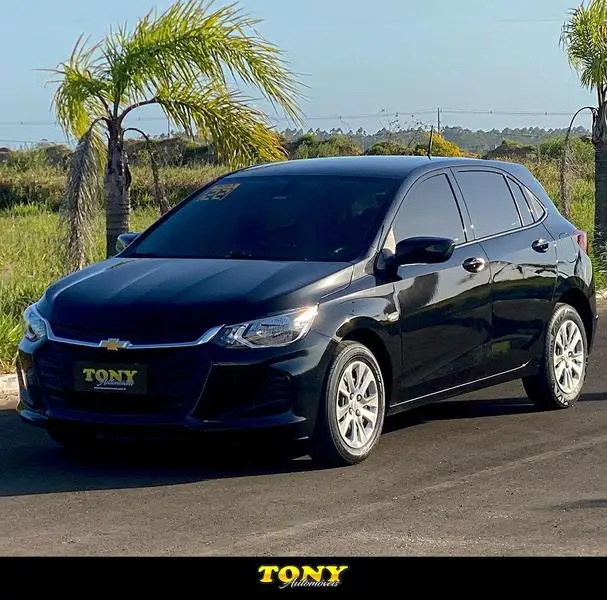 Carro Chevrolet Onix 2022 LT 1.0