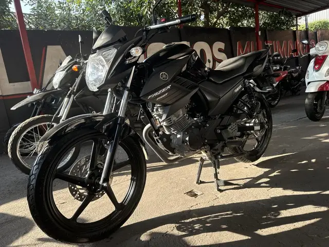 Moto Yamaha YS 150 Fazer 2022 SED