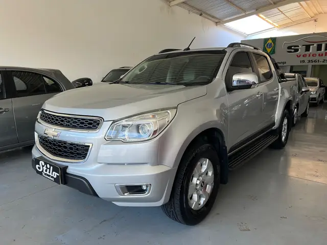 Carro Chevrolet S10 Cabine Dupla 2014 S10 2.4 LT 4x2 (Cab Dupla) (Flex)