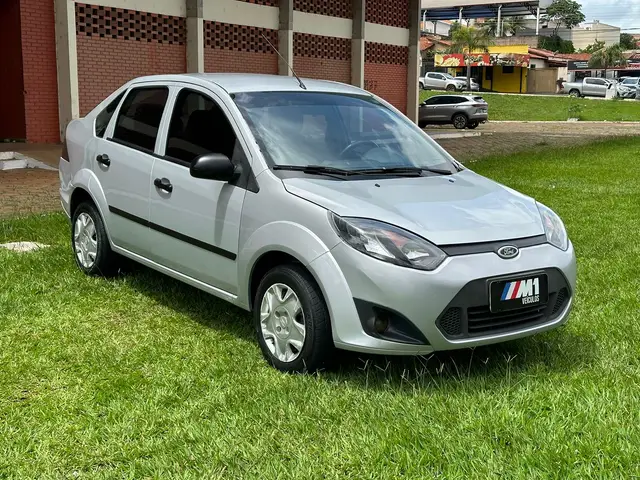 Carro Ford Fiesta Sedan 2012 1.6 (Flex)