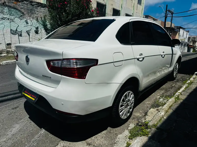 Fiat Grand Siena Attractive 1.0 (Flex)