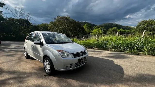 Carro Ford Fiesta Hatch 2010 1.0 (Flex)