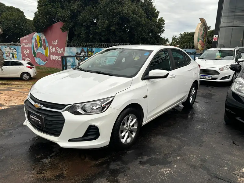 Chevrolet Onix Plus LT 1.0