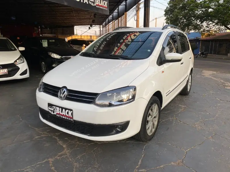 Volkswagen SpaceFox 1.6 VHT Highline (Flex)