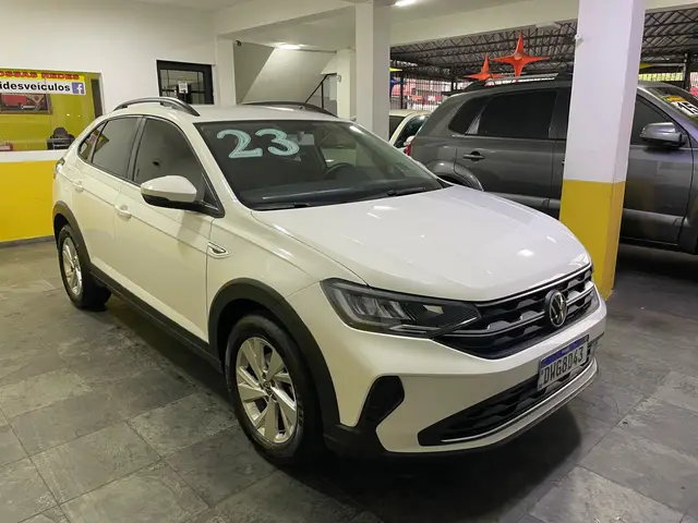 Carro Volkswagen Nivus 2023 Comfortline 200 TSI