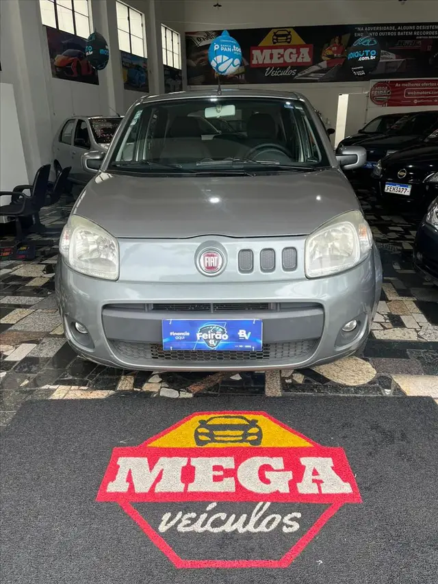 Carro Fiat Uno 2013 Vivace 1.0 8V (Flex) 4p