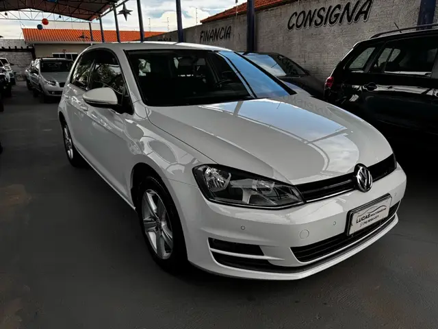 Carro Volkswagen Golf 2015 Comfortline 1.4 TSi