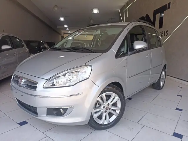 Carro Fiat Idea 2014 Essence 1.6 16V E.TorQ (Flex)