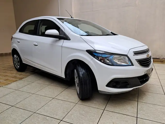 Carro Chevrolet Onix 2013 1.4 LT SPE/4