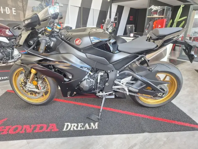 Moto Honda CBR 1000RR-R 2024 Fireblade SP