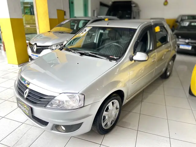 Carro Renault Logan 2013 Expression 1.6 8V Hi-Torque (flex)