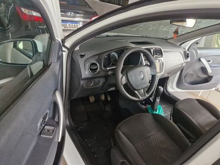 Sandero Expression 1.0 12V SCe (Flex)