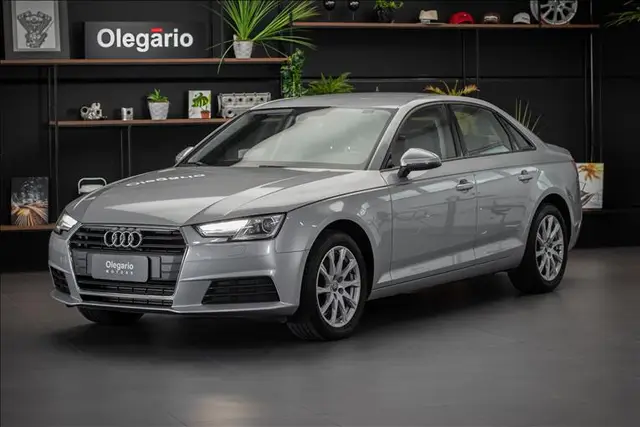 Carro Audi A4 2018 2.0 TFSI Attraction S Tronic