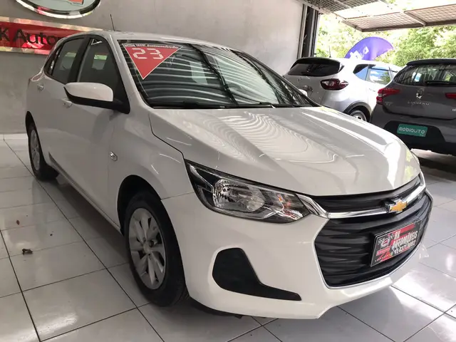 Carro Chevrolet Onix 2023 LT 1.0
