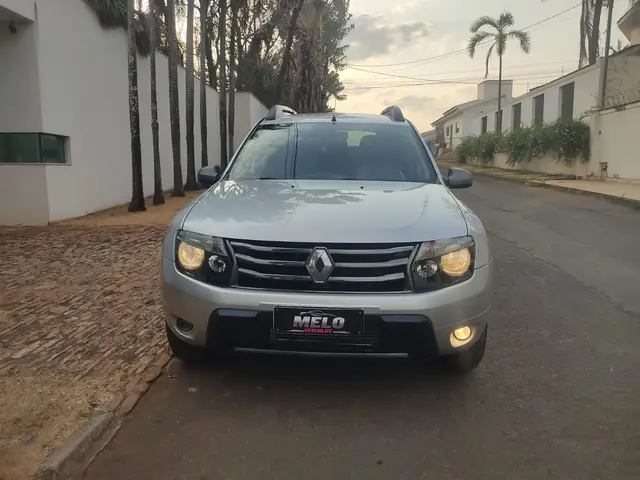 Carro Renault Duster 2015 2.0 16V Dynamique (Aut) (Flex)