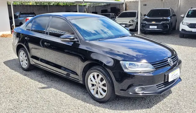 Carro Volkswagen Jetta 2012 2.0 Comfortline Tiptronic (Flex)
