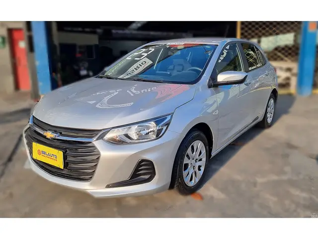 Carro Chevrolet Onix 2023 LT 1.0