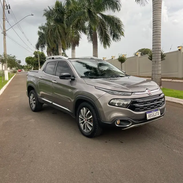 Carro Fiat Toro 2019 2.0 TDI Volcano Auto 4WD