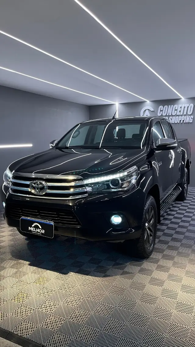 Carro Toyota Hilux Cabine Dupla 2016 Hilux 2.8 16v TDI SRV CD 4x4 (Aut)