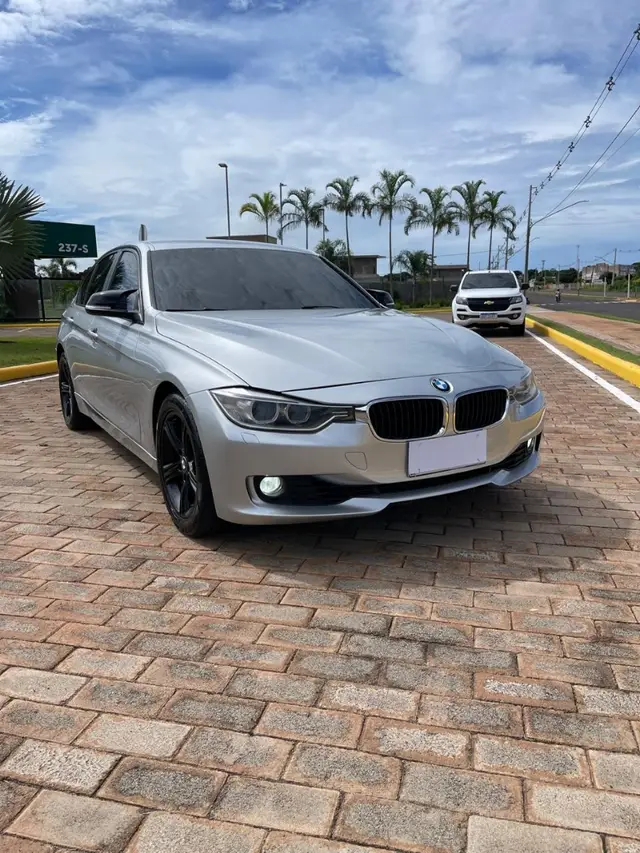 Carro BMW 320i 2013 320i 2.0 Modern (Aut)