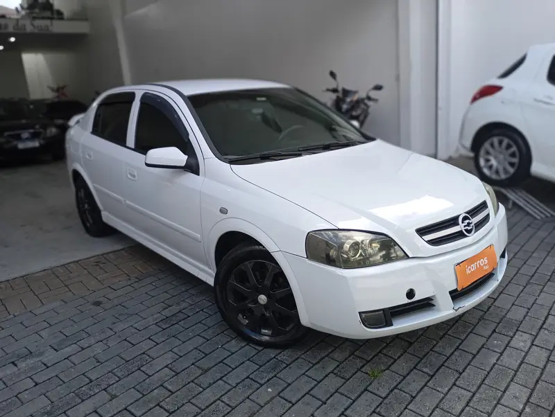 Chevrolet Astra Hatch Advantage 2.0 (Flex)