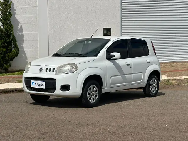 Carro Fiat Uno 2012 Vivace 1.0 8V (Flex) 4p