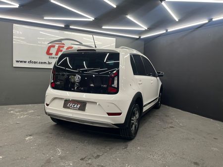Up! 1.0 12v TSI E-Flex Cross