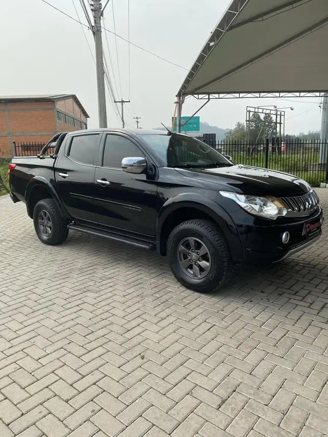 Carro Mitsubishi L200 Triton Sport 2018 Sport 2.4 DID-H HPE 4WD (Aut)