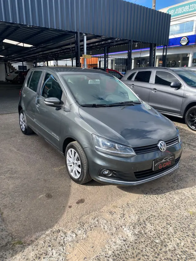Carro Volkswagen Fox 2015 Comfortline 1.0 TEC (Flex)