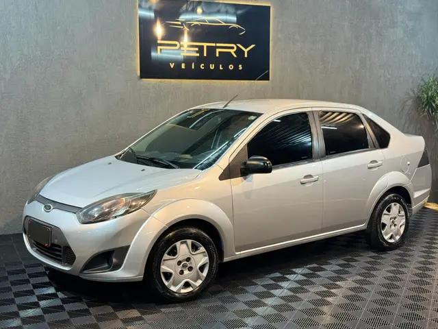 Carro Ford Fiesta Sedan 2014 S 1.0 8V Flex 4p