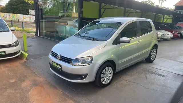 Carro Volkswagen Fox 2013 1.6 VHT (Flex)