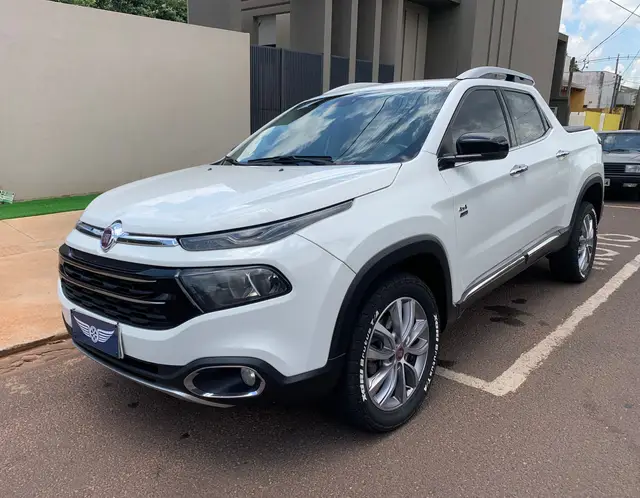 Carro Fiat Toro 2019 2.0 TDI Volcano Auto 4WD