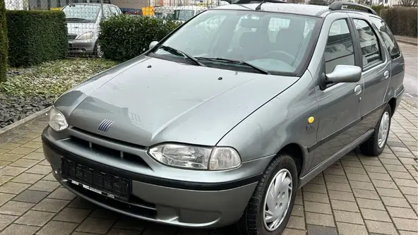 Perua é equipada com motor 1.6 16V e possui item de série raro no Brasil