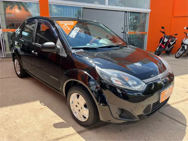 Carro Ford Fiesta Sedan 2013 1.0 (Flex)