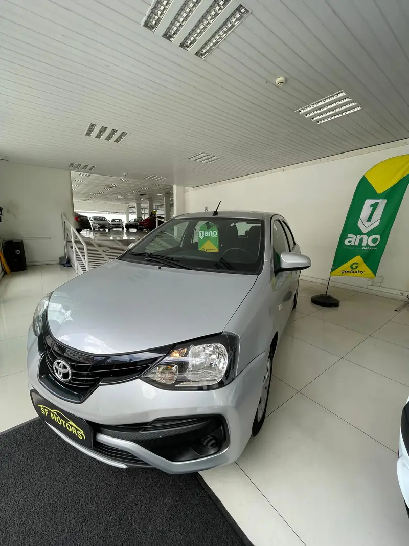 Toyota Etios X 1.3 (Flex)
