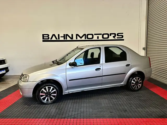 Carro Renault Logan 2009 Expression 1.6 8V Hi-Torque (flex)