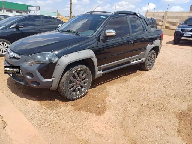 Carro Fiat Strada 2019 Adventure 1.8 16V (Flex) (Cabine Dupla)