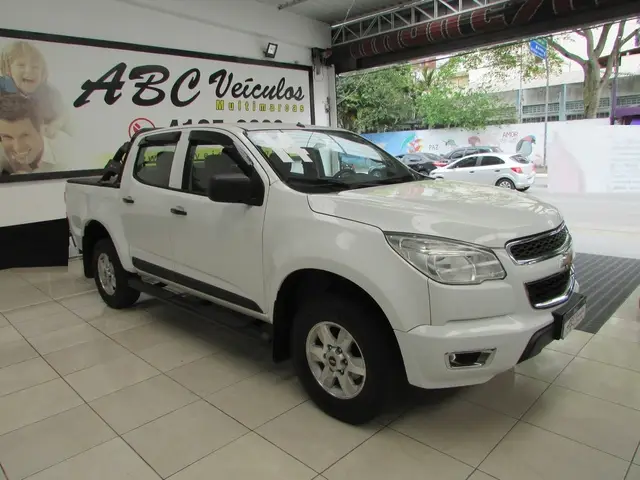 Carro Chevrolet S10 Cabine Simples 2014 S10 LS 2.4 (Flex) (Cab Simples) 4x2
