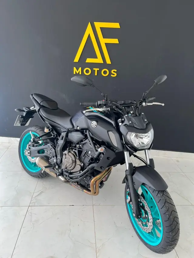 Moto Yamaha MT-07 2025 ABS